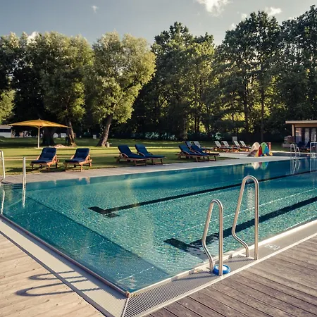 Luxusní S Krbem A Vířivkou Ceske Budejovice